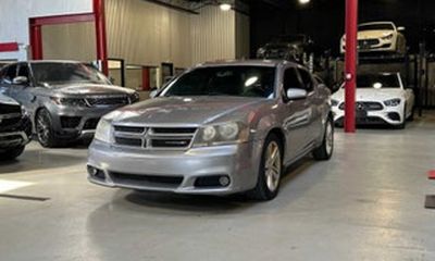 2013 Dodge Avenger SE