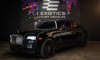 2015 Rolls-Royce Ghost Sedan