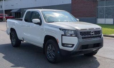 2025 Nissan Frontier S