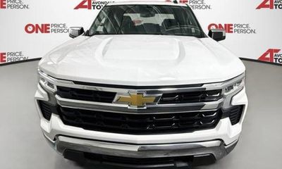 2024 Chevrolet Silverado LT