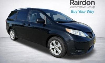 2015 Toyota Sienna LE