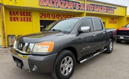 2011 Nissan Titan SV