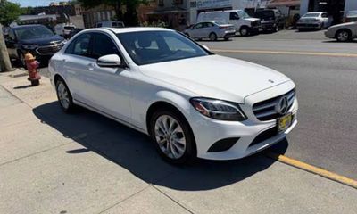 2019 Mercedes-Benz C-Class C300 4M