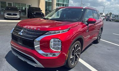 2023 Mitsubishi Outlander