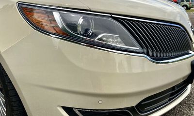 2016 Lincoln MKS