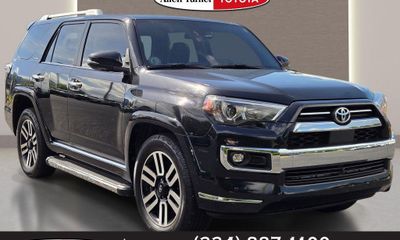 2023 Toyota 4RUNNER Limited