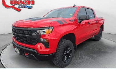 2024 Chevrolet Silverado Trail Boss Custom