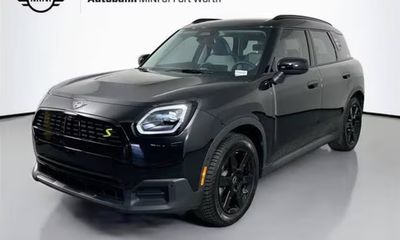 2025 Mini Countryman S E