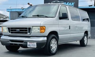 2006 Ford E-150 Base