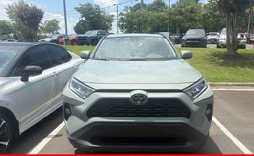 2020 Toyota RAV4 XLE Premium