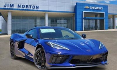 2027 Chevrolet Corvette Stingray 2LT Coupe