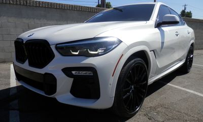2021 BMW X6 sDrive40i