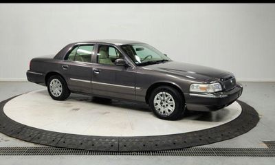 2007 Mercury Grand Marquis GS