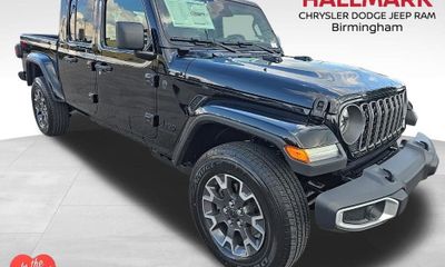 2026 Jeep Gladiator Sport