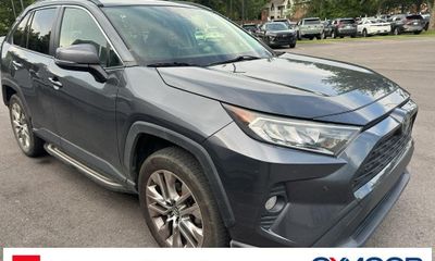 2019 Toyota RAV4 XLE Premium