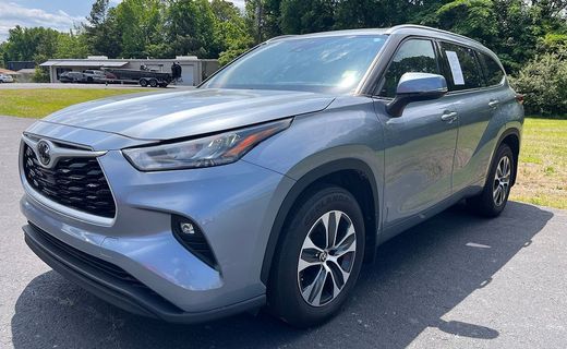 2020 Toyota Highlander XLE NAV