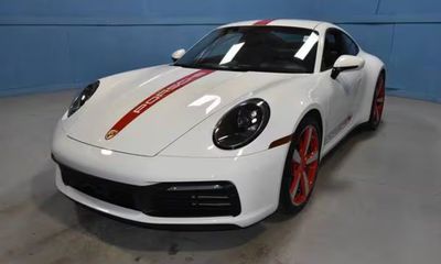 2024 Porsche 911 Carrera S 4S