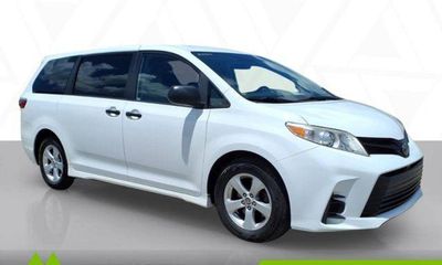 2020 Toyota Sienna D Grade