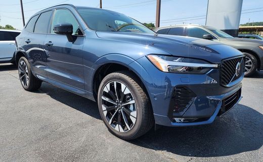 2026 Volvo XC60 Ultra Dark