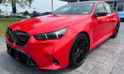 2027 BMW M5