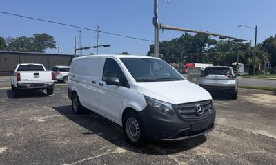 2018 Mercedes-Benz Metris Worker Passenger
