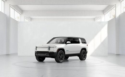 2026 Rivian R1S Premium