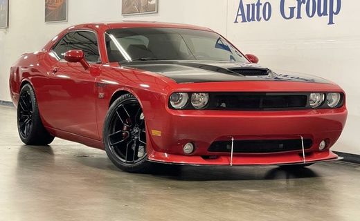 2011 Dodge Challenger SRT8