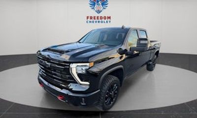 2026 Chevrolet Silverado HD ZR2