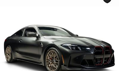 2025 BMW M4 CS