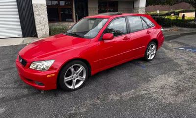 2004 Lexus IS 300
