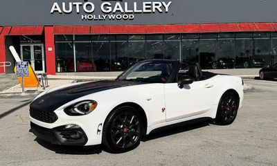 2017 Fiat 124 Spider Classica