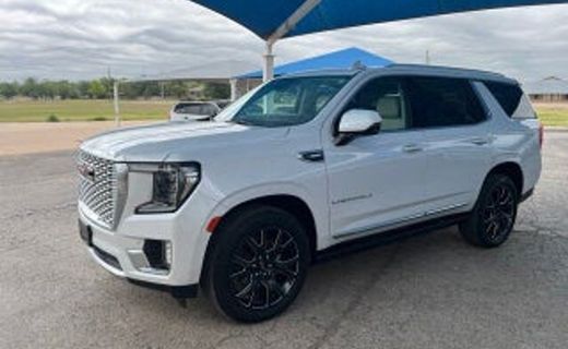 2024 GMC Yukon AT4