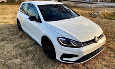 2018 Volkswagen Golf R Base