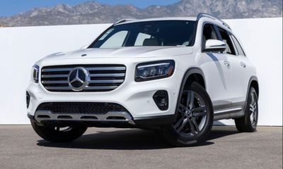 2026 Mercedes-Benz GLB-Class GLB250