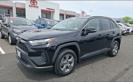 2023 Toyota RAV4 XLE Premium