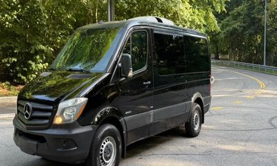 2016 Mercedes-Benz Sprinter 2500 144 WB