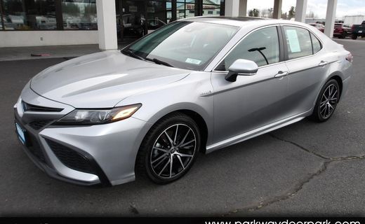 2021 Toyota Camry SE