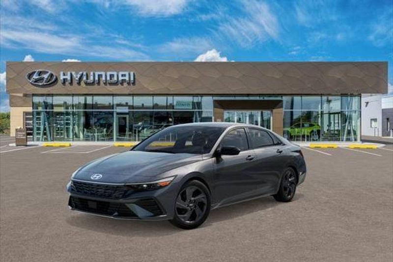 2026 Hyundai Elantra — a typically priced live listing