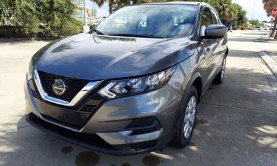 2020 Nissan Rogue Sport S