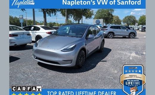 2024 Tesla Model Y Long Range