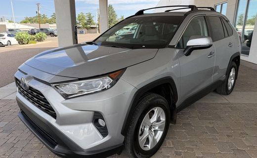 2021 Toyota RAV4 XLE HV
