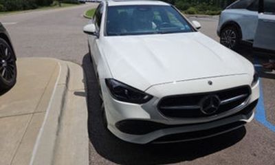 2023 Mercedes-Benz C-Class C300