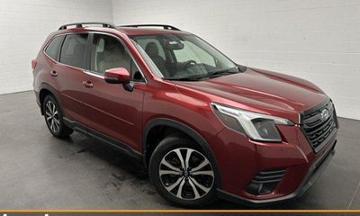 2023 Subaru Forester Limited ES Navi