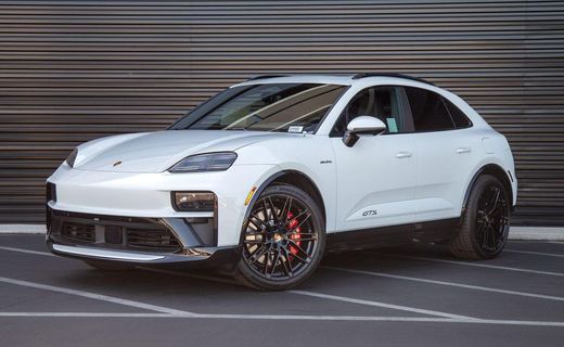 2026 Porsche Macan GTS