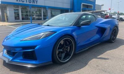 2024 Chevrolet Corvette E RAY Premium