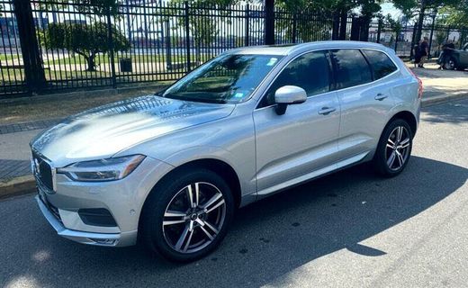 2018 Volvo XC60 Momentum