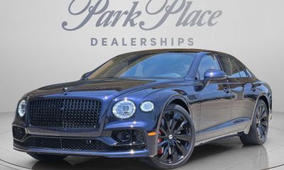 2022 Bentley Flying Spur V8