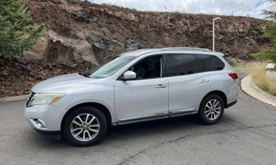 2013 Nissan Pathfinder S
