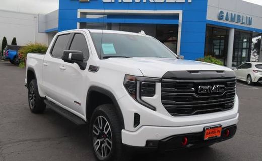 2025 GMC Sierra AT4