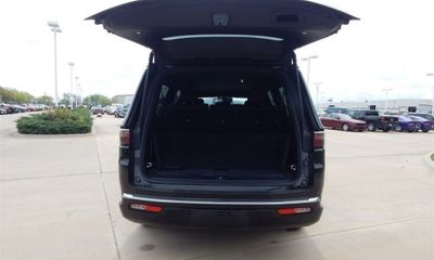 2024 Jeep Wagoneer L Series III